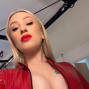 DominaEmma - date a Swiss, 100% free DominaEmma