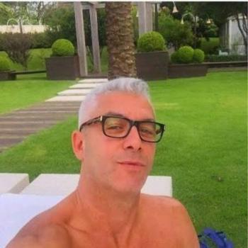 Richardfernado spoofed photo banned on suissi.ch