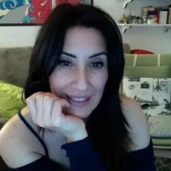 annne spoofed photo banned on suissi.ch